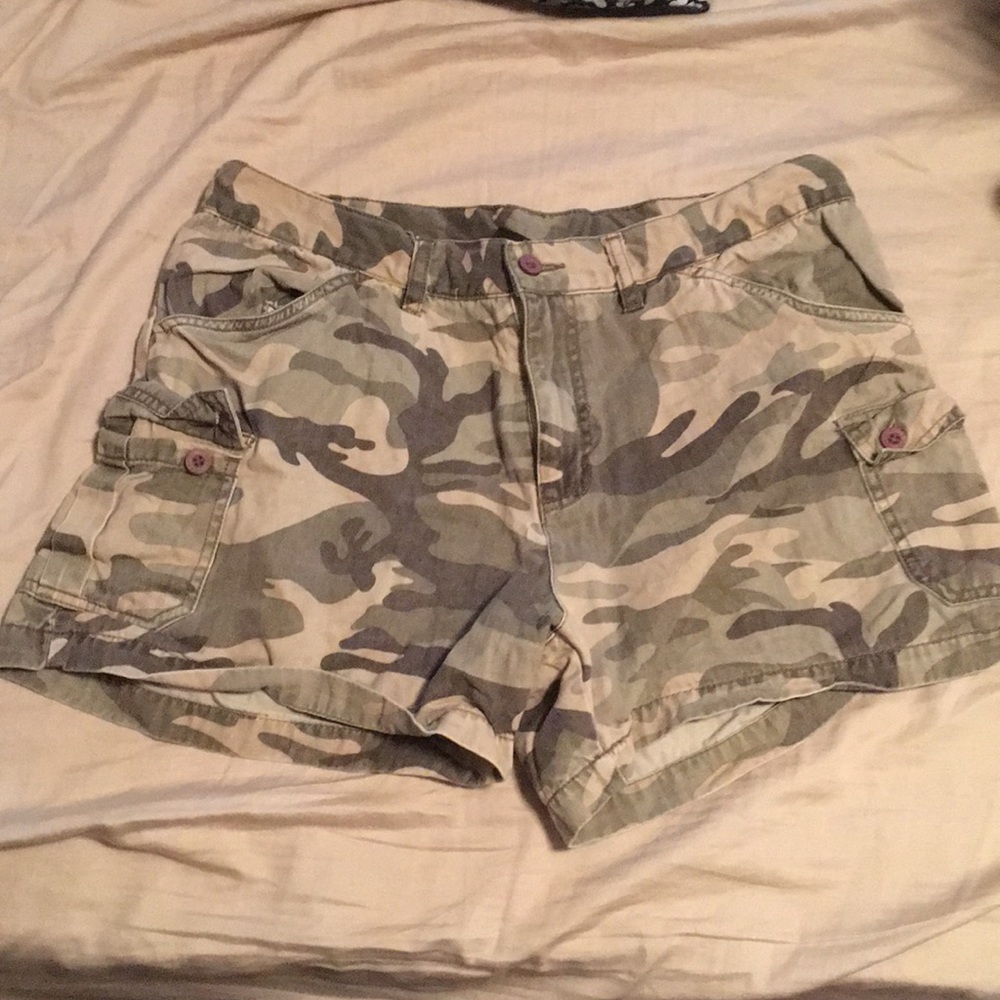 Camouflage shorts